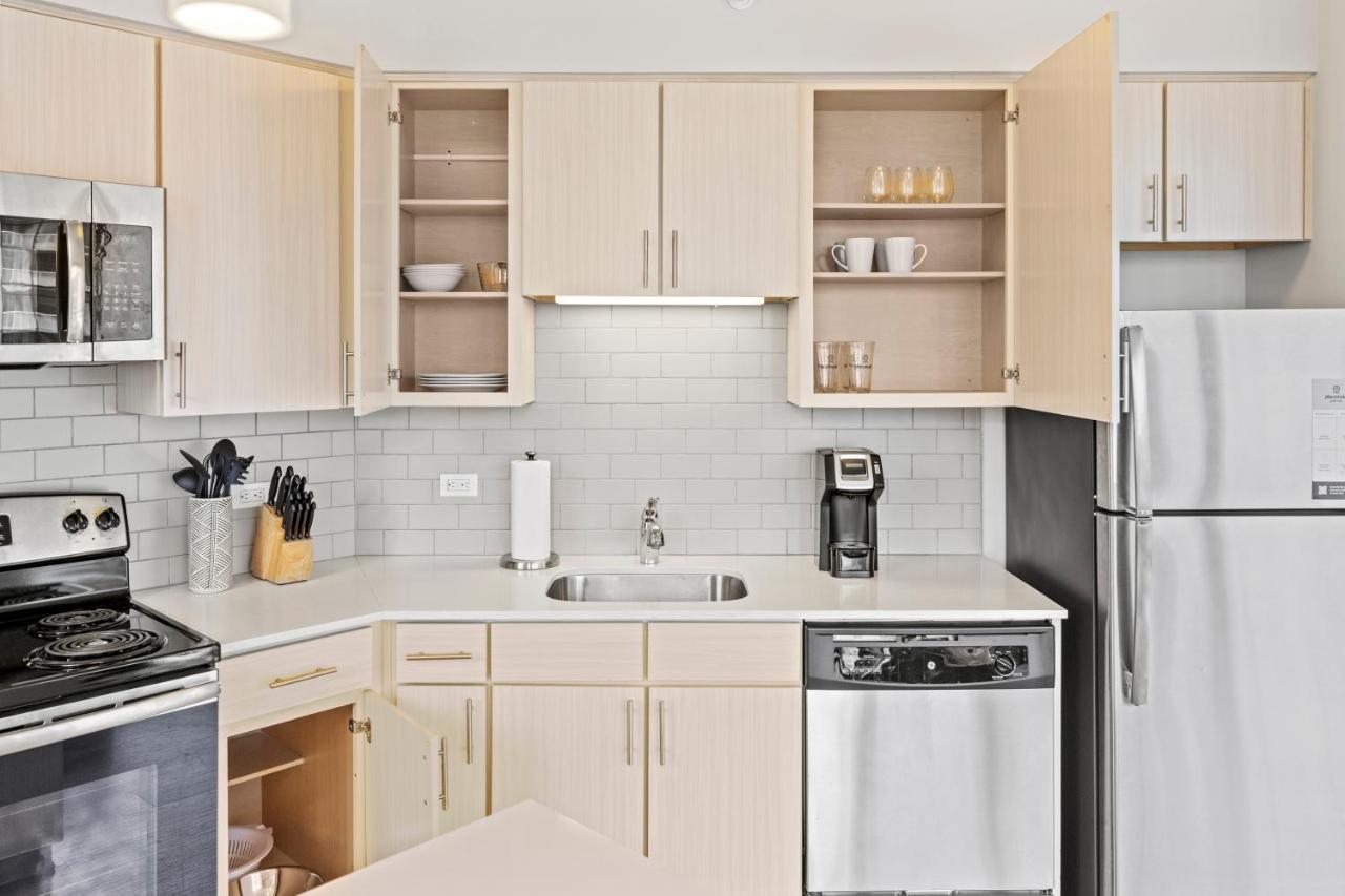 Placemakr Premier Sobro Nashville Eksteriør billede A typical kitchen